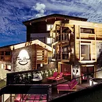 White Diamond By Interhome *