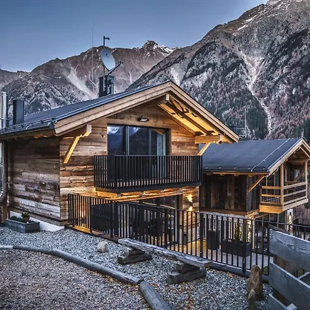 The Peak-10 By Interhome