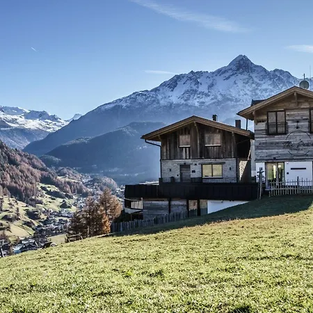 The Peak-10 By Interhome *